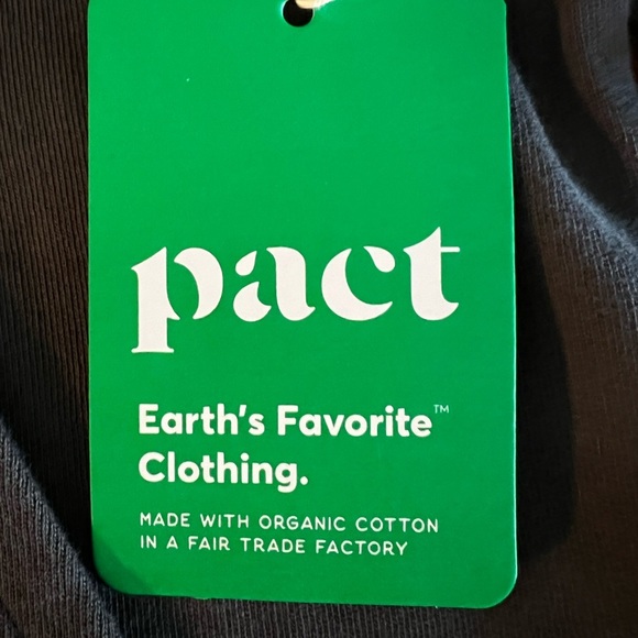 Pact Women’s Gray Oversized Crop Hoodie Size Small NWT - Picture 4 of 11